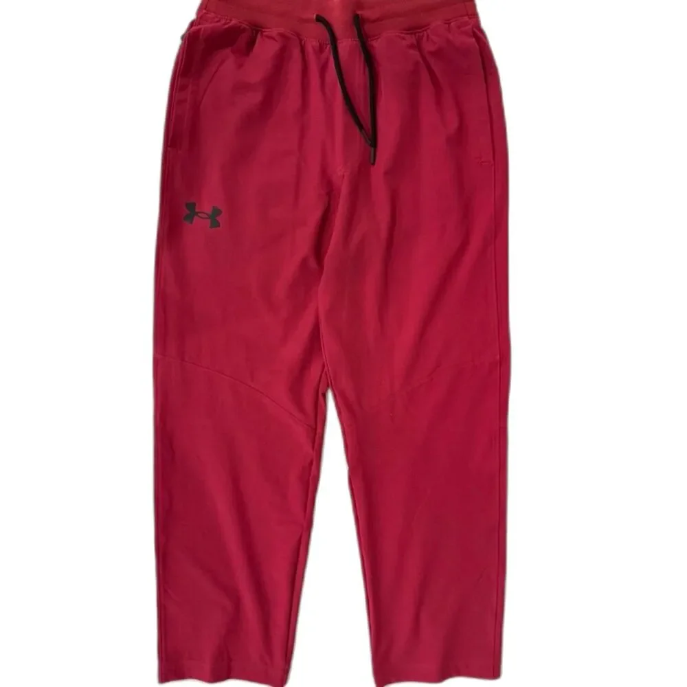 Under Armour NWT Mens Medium Red Maroon Sportstyle Elite‎ Crop Pants 1376965